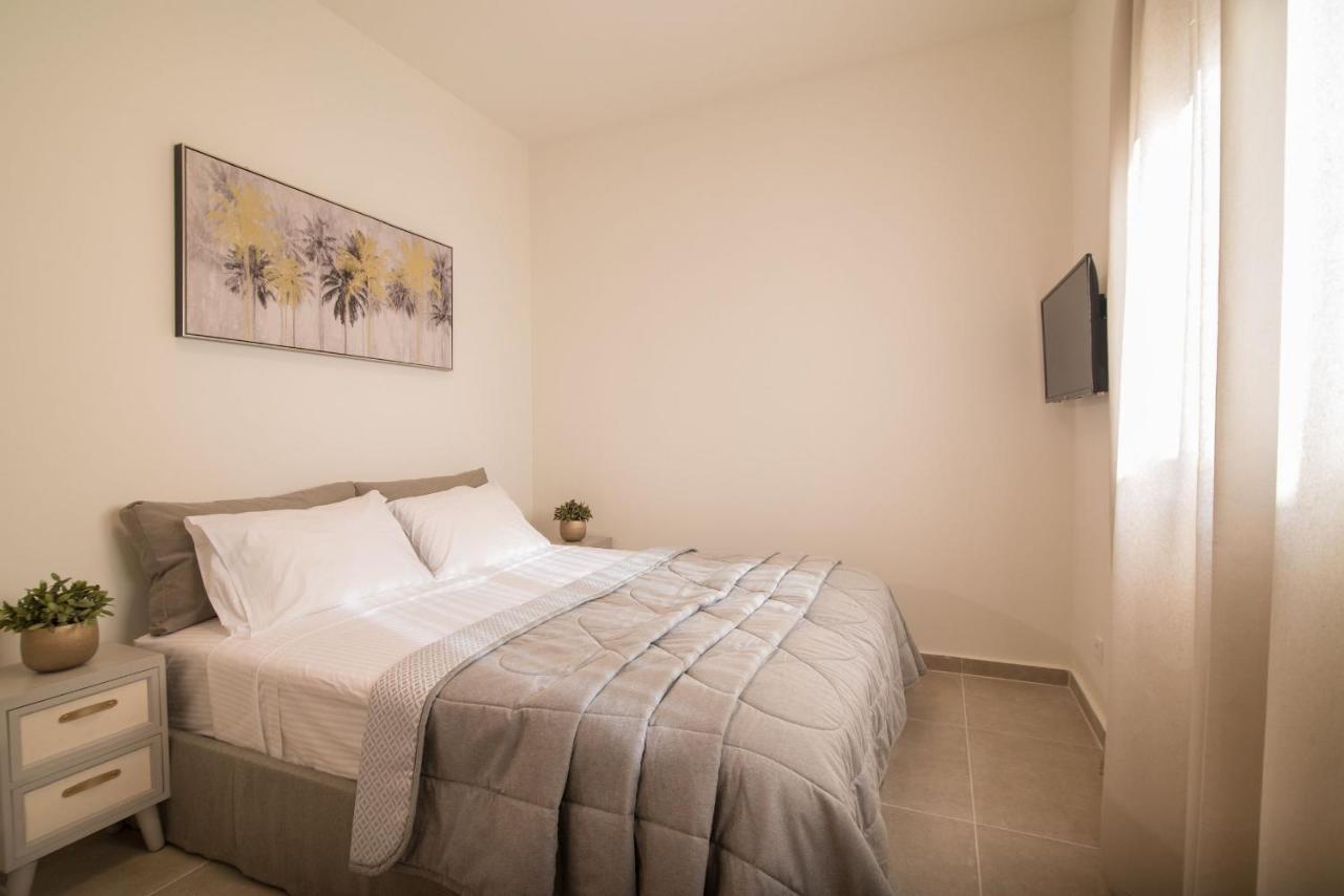 Lodge Modern Apartments, In Kalamaki Centre Rom bilde