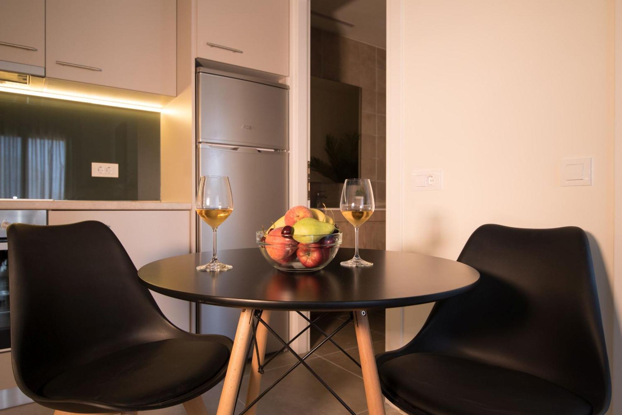 Lodge Modern Apartments, In Kalamaki Centre Rom bilde